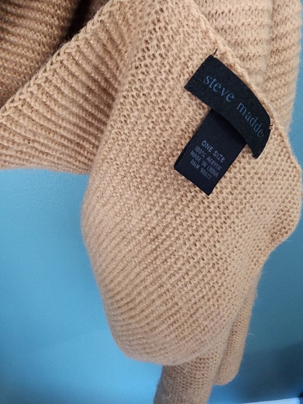 2/$15 Steve Madden 100% Acrylic Oversized Camel Scarf - Picture 4 of 4